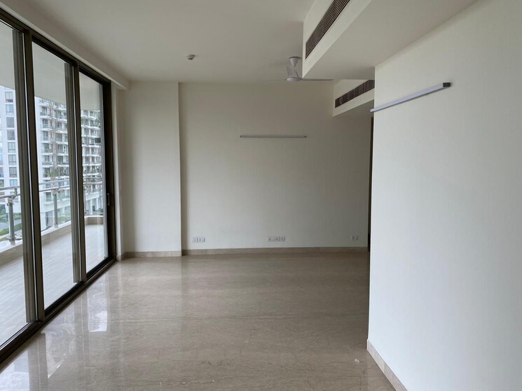 Room, emaar-the-palm-drive-the-premier-terraces 3 Bedroom 1950 Sq.Ft. Apartment In Sector 66 Gurgaon 8954737