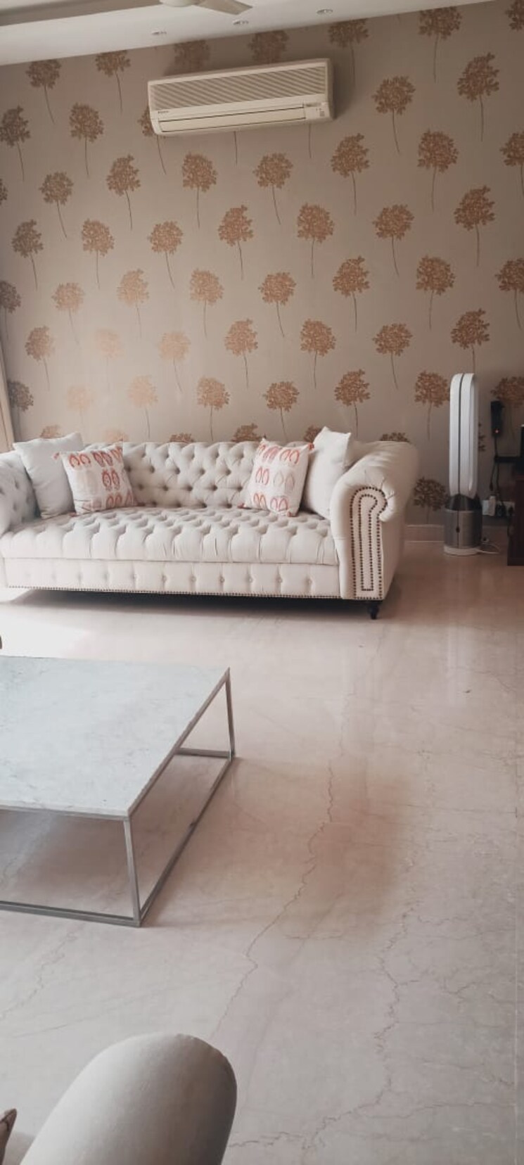 Living Room, emaar-the-palm-drive-the-sky-terraces 4 Bedroom 3800 Sq.Ft. Apartment In Sector 66 Gurgaon 8954724