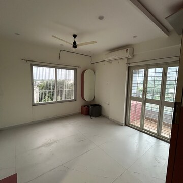 Room in 3 BHK Builder Floor at Savedi – for Rent