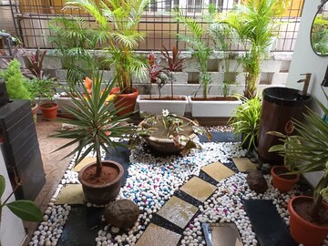 Parking in 5 BHK Independent House at Koramangala – for Rent