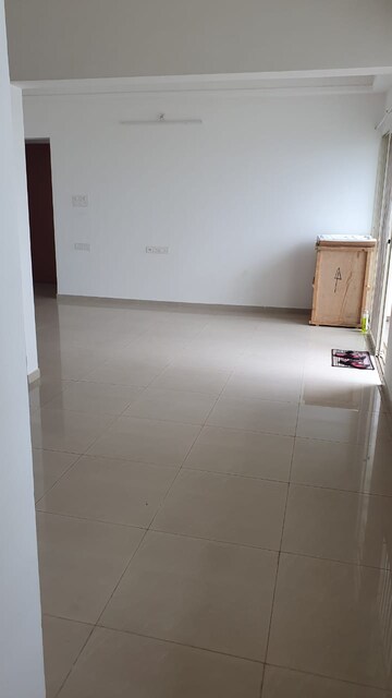 Room in 2 BHK Apartment at Kolte Patil Life Republic, Hinjewadi – for Rent