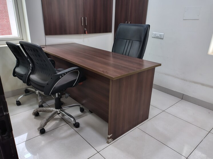 Team Area, sector 63 Commercial Office Space 1200 Sq.Ft. In Sector 63 Noida 8954801
