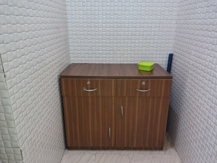 undefined, sector 63 Commercial Office Space 1200 Sq.Ft. In Sector 63 Noida 8954801