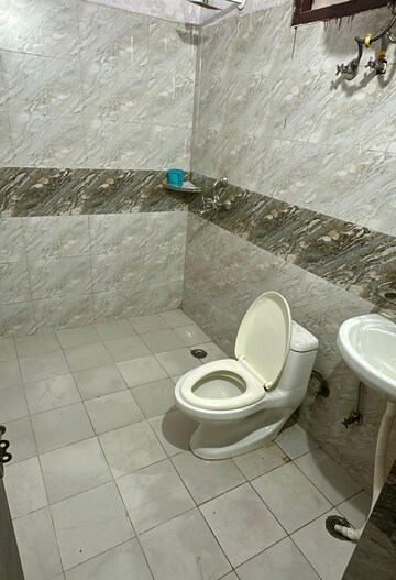 Bathroom in  Pg at Sector 46 – for Rent
