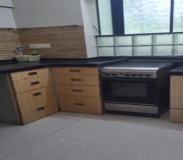Kitchen in 3.5 BHK Apartment at Dadar East – for Rent