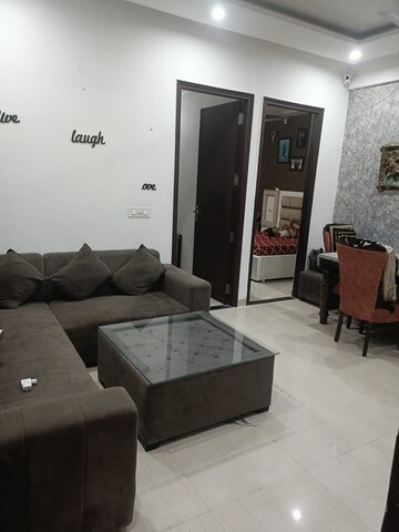 Living Room in 3 BHK Builder Floor at Shiva Motia Huys, Pir Machalla – for Rent