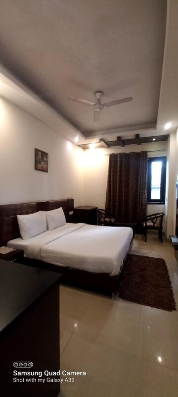 6+ BHK Builder Floor For Rent in DLF Building 10, Dlf Phase ii