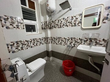 Washroom in 3 BHK Builder Floor at Begumpet – for Rent