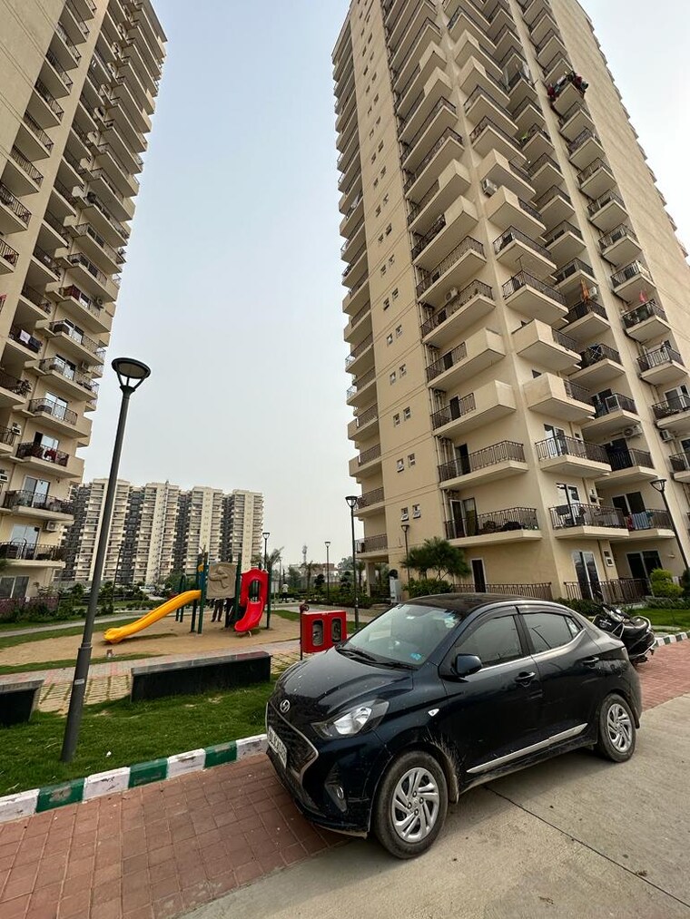 Exterior View, signature-global-the-roselia 2 Bedroom 800 Sq.Ft. Apartment In Sector 95a Gurgaon 8954882