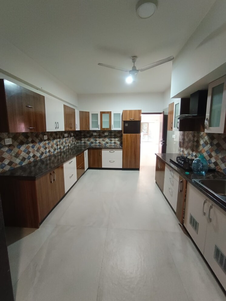 Kitchen, vasanth nagar 4 Bedroom 4100 Sq.Ft. Apartment In Vasanth Nagar Bangalore 8954881