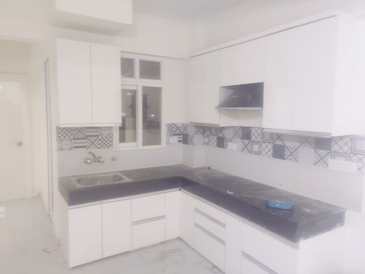 Kitchen, signature-the-serenas 2 Bedroom 724 Sq.Ft. Apartment In Sohna Sector 36 Gurgaon 8954891