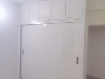 Room in 2 BHK Apartment at Signature The Serenas, Sohna Sector 36 – for Rent