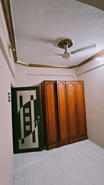 Furnished Amenities in 2 BHK Apartment at Tulsi Aura Mumbai, Ghansoli – for Rent