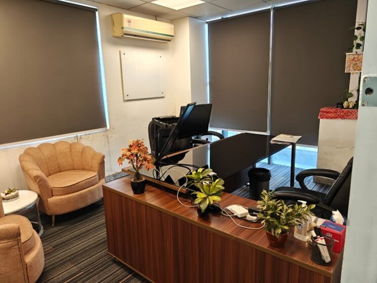 Living Room, sector 63 Commercial Office Space 2000 Sq.Ft. In Sector 63 Noida 8954896