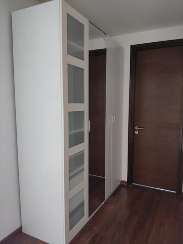 Room in 3 BHK Apartment at Bombay Realty One ICC, Wadala – for Rent