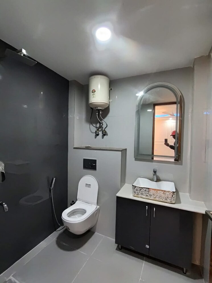 Bathroom, rbc-ii 1 Bedroom 1000 Sq.Ft. Builder Floor In Sushant Lok I Gurgaon 8954959