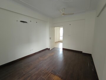 Room in 3 BHK Apartment at New Shivalik Society, Sector 51 – for Rent