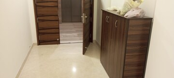 Room in 4 BHK Apartment at RMZ Latitude, Hebbal – for Rent