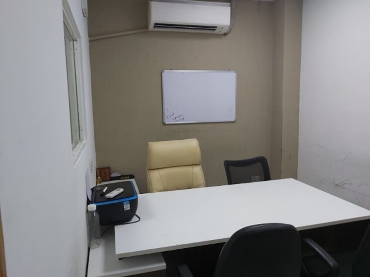 Team Area, sector 63 Commercial Office Space 600 Sq.Ft. In Sector 63 Noida 8954948