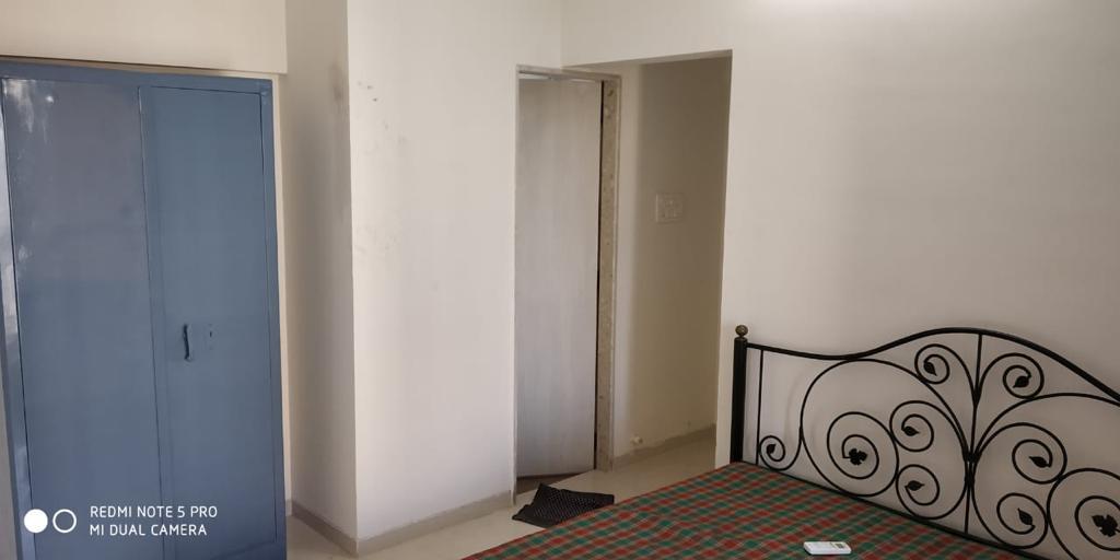 2 BHK + Pooja Room Apartment For Sale in Unique Greens Ghodbunder Road