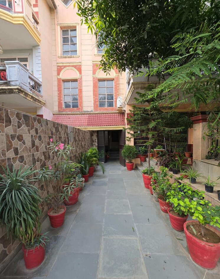 Exterior View, today-princeton-floors 3 Bedroom 1576 Sq.Ft. Apartment In Sector 51 Gurgaon 8954988