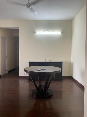 Team Area in 3 BHK Builder Floor at DLF Ridgewood Estate, Dlf Phase iv – for Rent