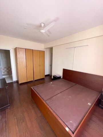 Bedroom in 3 BHK Builder Floor at DLF Ridgewood Estate, Dlf Phase iv – for Rent