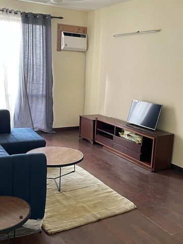 Bedroom in 3 BHK Builder Floor at DLF Ridgewood Estate, Dlf Phase iv – for Rent