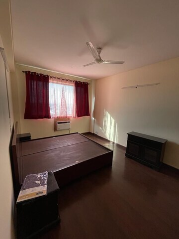 Kitchen in 3 BHK Builder Floor at DLF Ridgewood Estate, Dlf Phase iv – for Rent