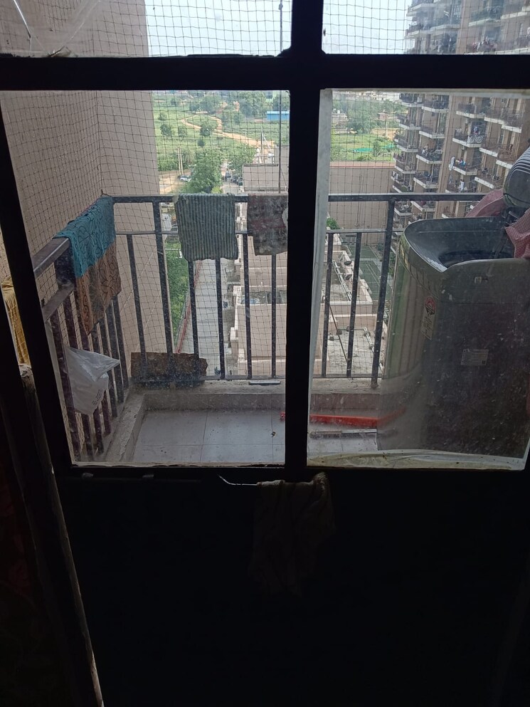 Balcony, signature-global-synera 2 Bedroom 598 Sq.Ft. Apartment In Sector 81 Gurgaon 8955004