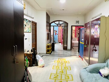 Bedroom in 5 BHK Villa at Sector 30 – for Sale