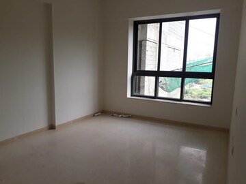 Room in 3 BHK Apartment at Shapoorji Pallonji Vicinia, Powai – for Sale