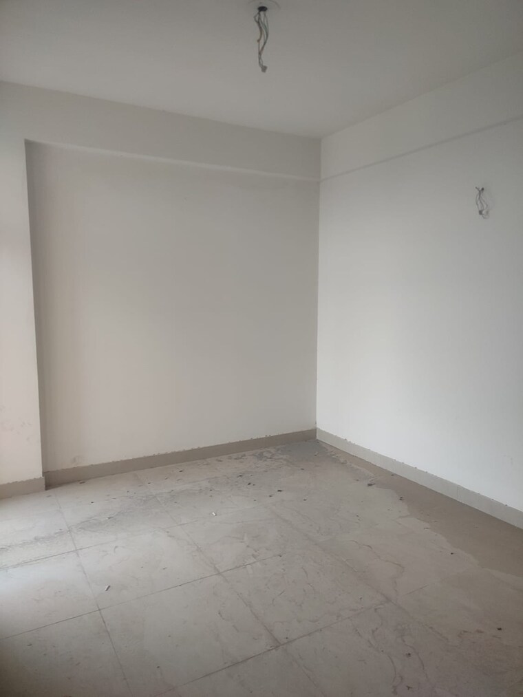 Room, gls-avenue-51 1 Bedroom 450 Sq.Ft. Apartment In Sector 92 Gurgaon 8955085