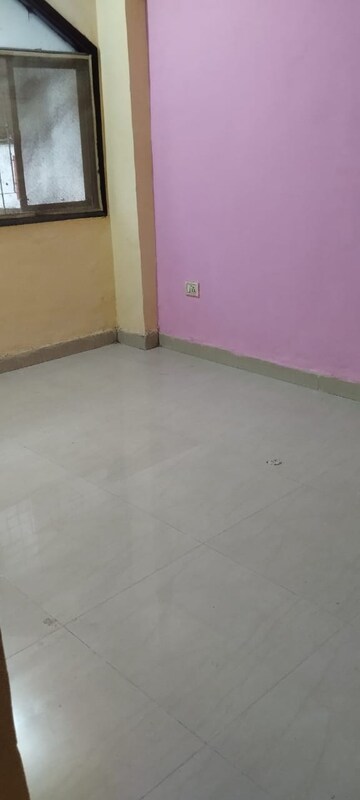 Room in 2 BHK Apartment at Sri Prastha, Nalasopara West – for Rent