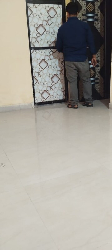 Room in 2 BHK Apartment at Sri Prastha, Nalasopara West – for Rent