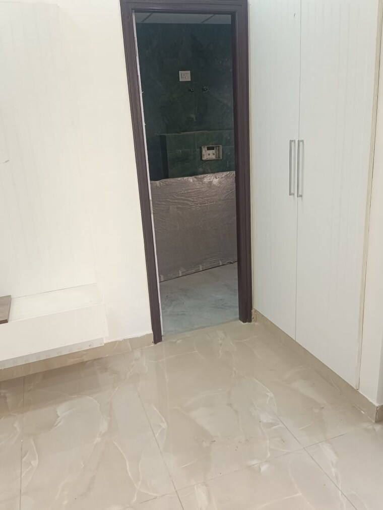 Room, svp-gulmohur-garden-phase-2 3 Bedroom 1290 Sq.Ft. Apartment In Raj Nagar Extension Ghaziabad 8955128