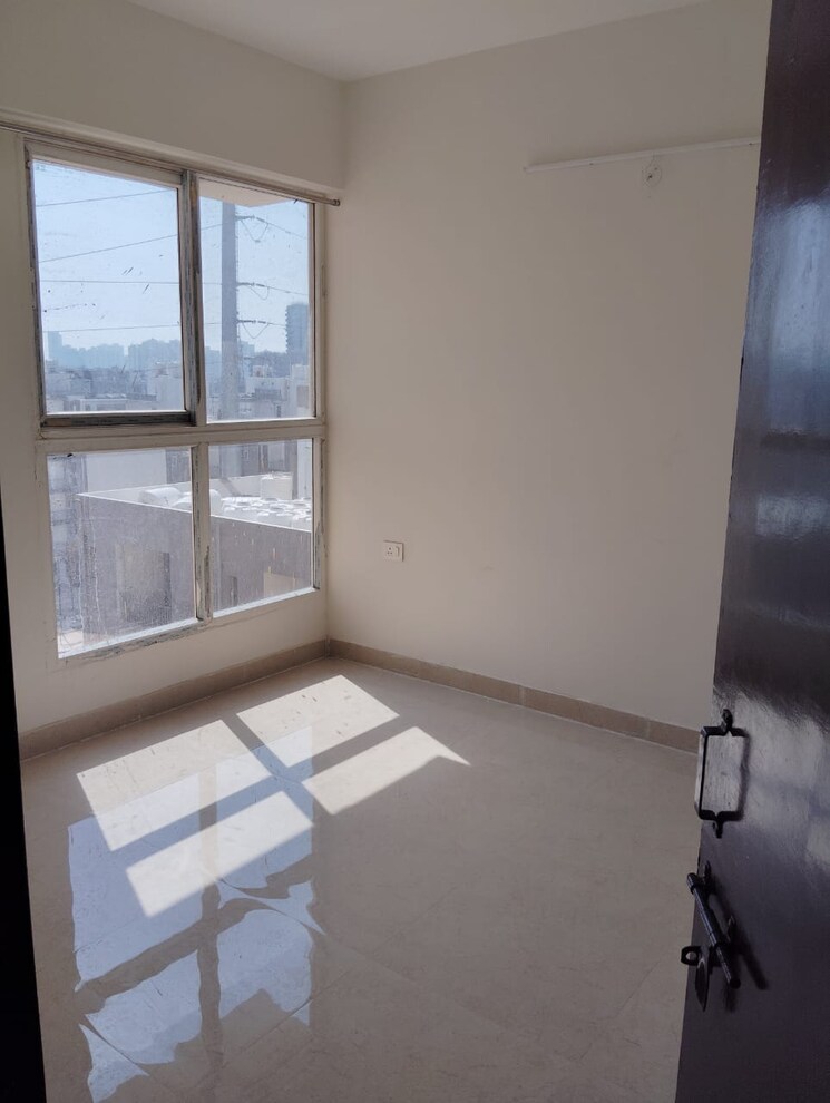 Room, shree-vardhman-green-court 1 Bedroom 432 Sq.Ft. Apartment In Sector 90 Gurgaon 8955115