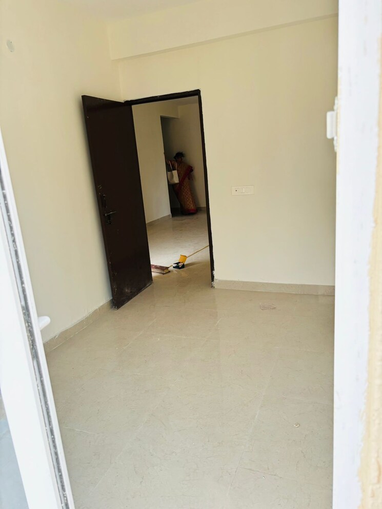 Room, shree-vardhman-green-court 1 Bedroom 432 Sq.Ft. Apartment In Sector 90 Gurgaon 8955115