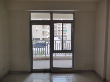 Room in 3 BHK Apartment at Sector 19b Dwarka – for Rent