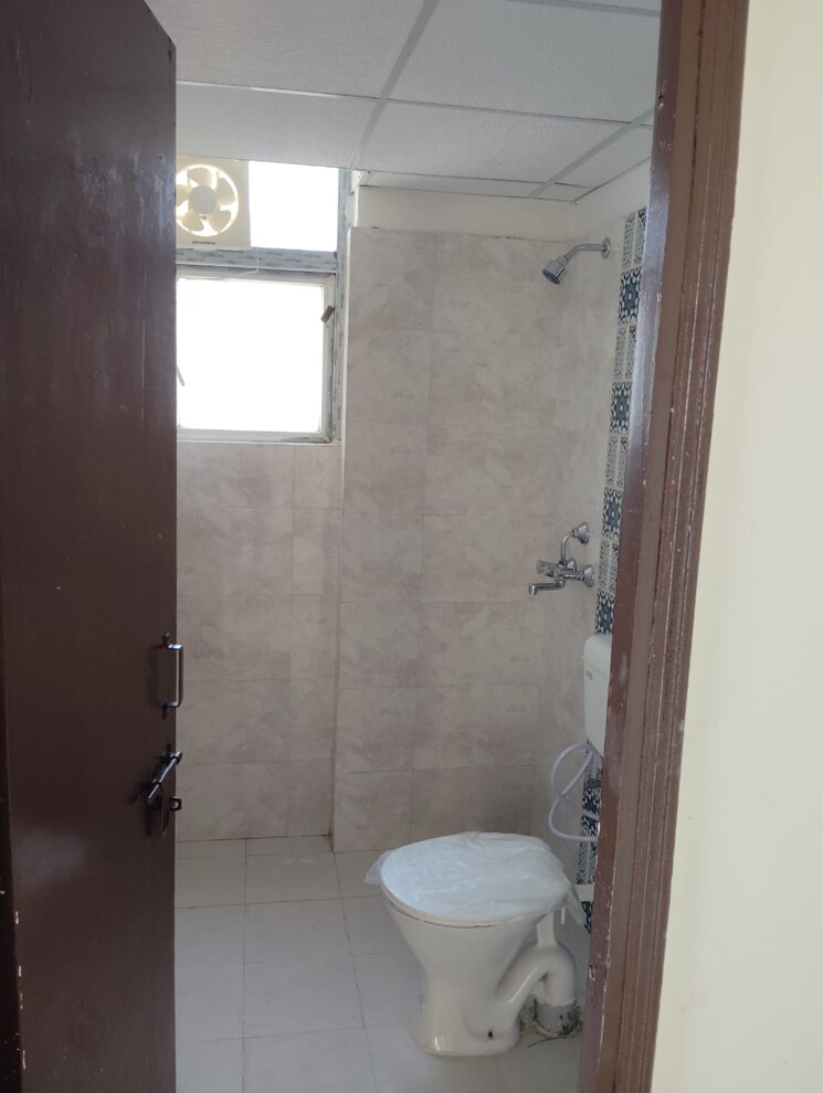 Bathroom, rof-ananda 2.5 Bedroom 735 Sq.Ft. Apartment In Sector 95 Gurgaon 8955144