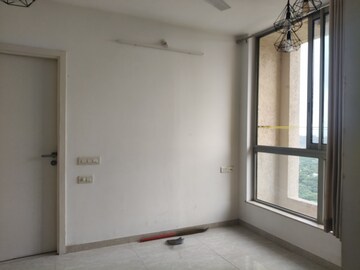 Room in 1 BHK Apartment at Hiranandani Estate, Ghodbunder Road – for Rent