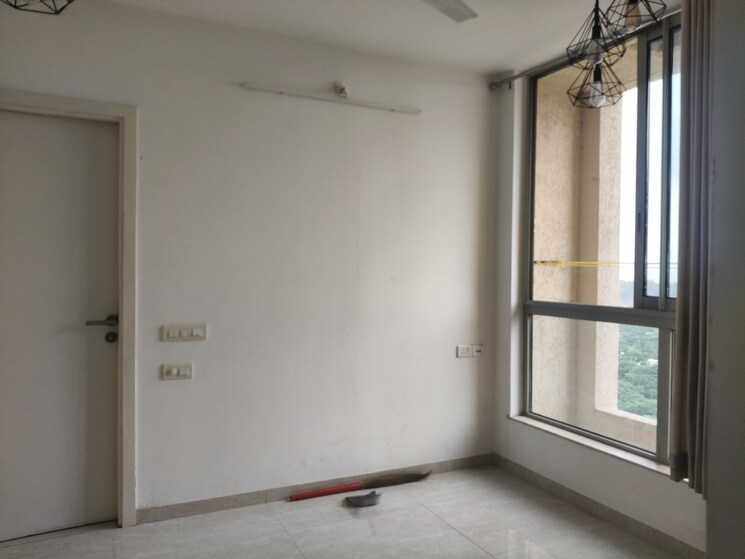 Room, hiranandani-estate 1 Bedroom 450 Sq.Ft. Apartment In Ghodbunder Road Thane 8955164