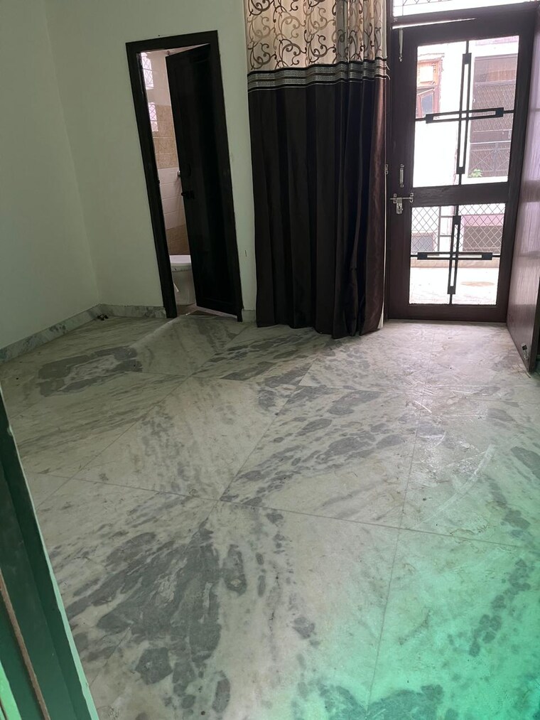 Bedroom, ansal-plaza-sector-23 3.5 Bedroom 900 Sq.Ft. Villa In Sector 23 Gurgaon 8955198