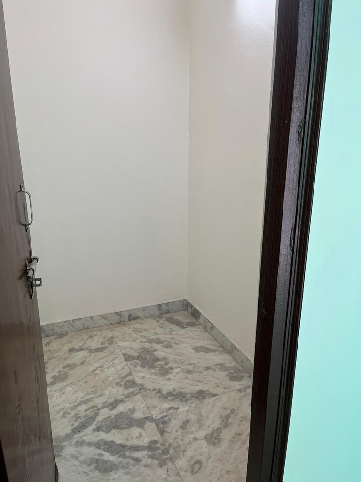 Room, ansal-plaza-sector-23 3.5 Bedroom 900 Sq.Ft. Villa In Sector 23 Gurgaon 8955198