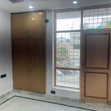 Room in 3 BHK Builder Floor at Ashoka Enclave Faridabad, Ashoka Enclave – for Rent