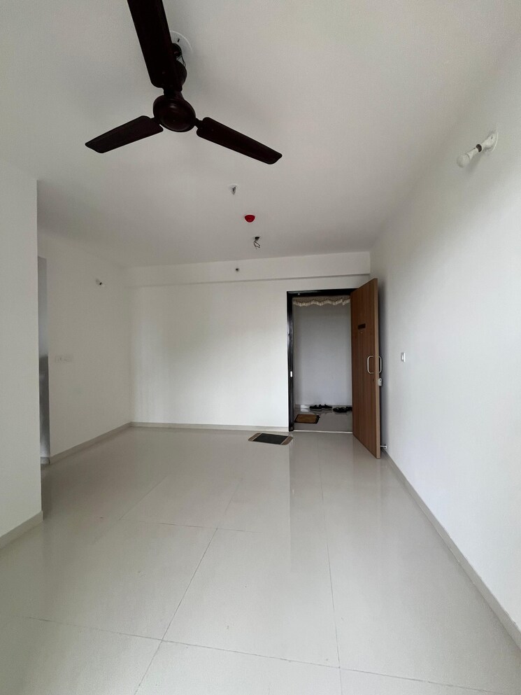 Living Room, lodha-codename-premier 1 Bedroom 720 Sq.Ft. Apartment In Dombivli East Thane 8955182