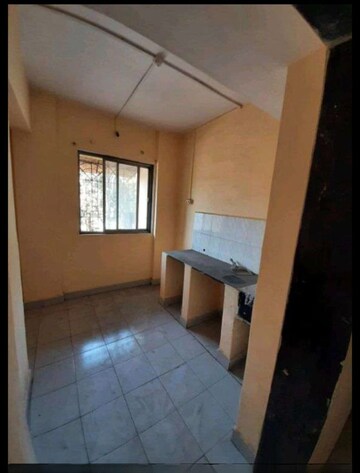 Room in 1 BHK Apartment at One Hiranandani Park, Ghodbunder Road – for Rent