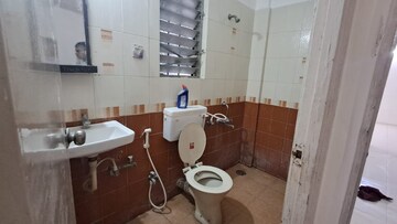 Bathroom in 2 BHK Apartment at Gulmohar Paradise Kharadi, Kharadi – for Rent