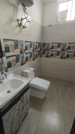 Team Area in 6+ BHK Villa at Ansal Plaza Sector-23, Sector 23 – for Sale