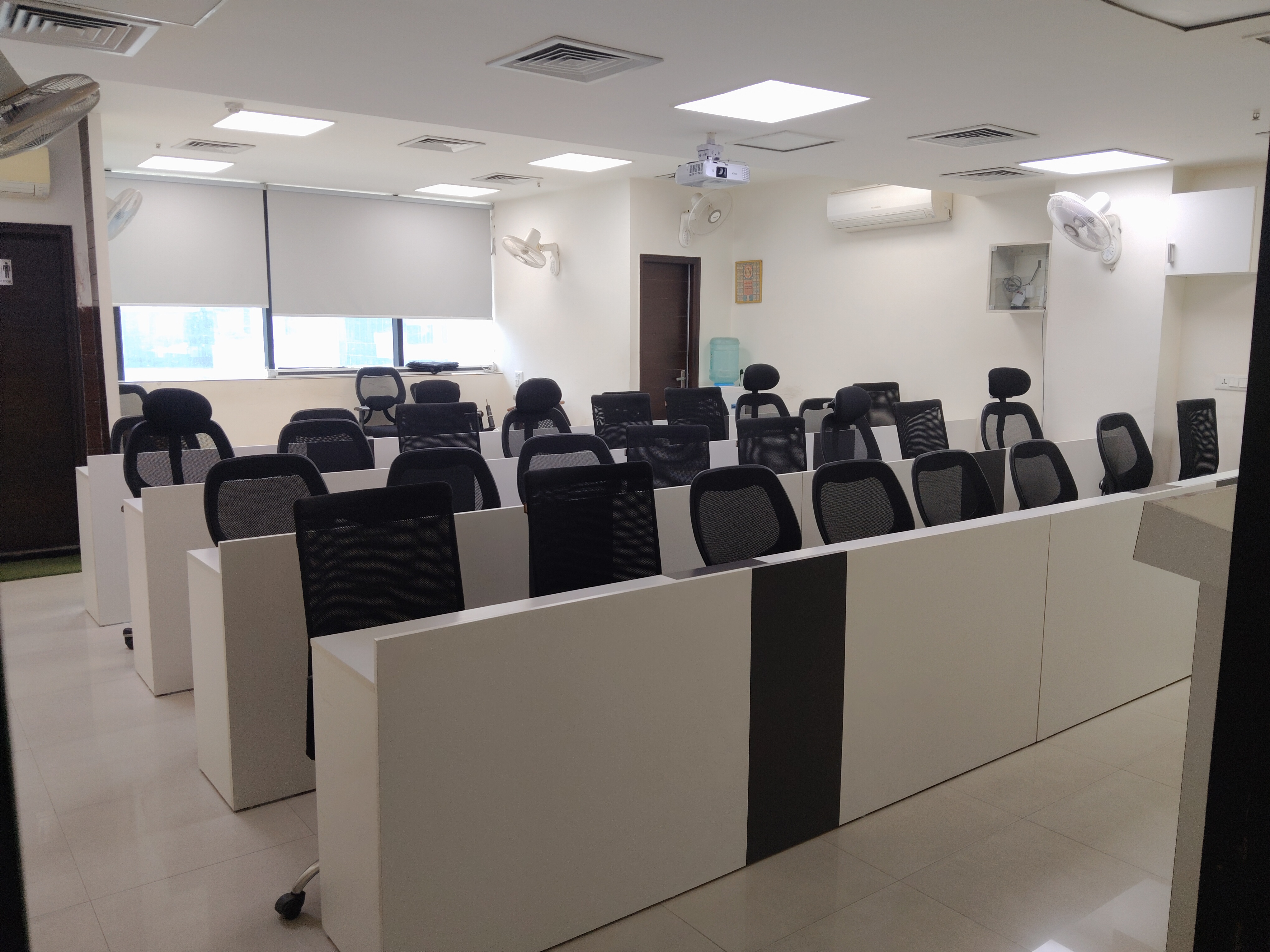 Office Space For Rent in Bestfield